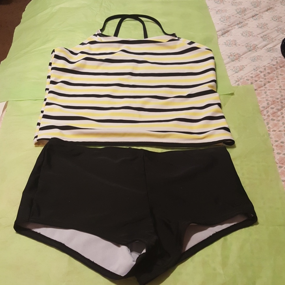 💥5 for $25💥Op 2 piece swimsuit size xl